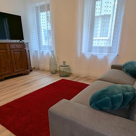 Spazioso E Completo Appartamento Con 3 Camere, Doppi Servizi, Fino A 8 Posti Letto Pedavena Eksteriør billede